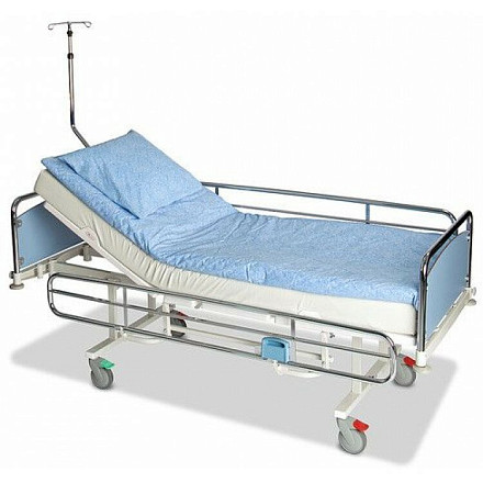 Медицинская кровать с фиксированной высотой Lojer Salli F